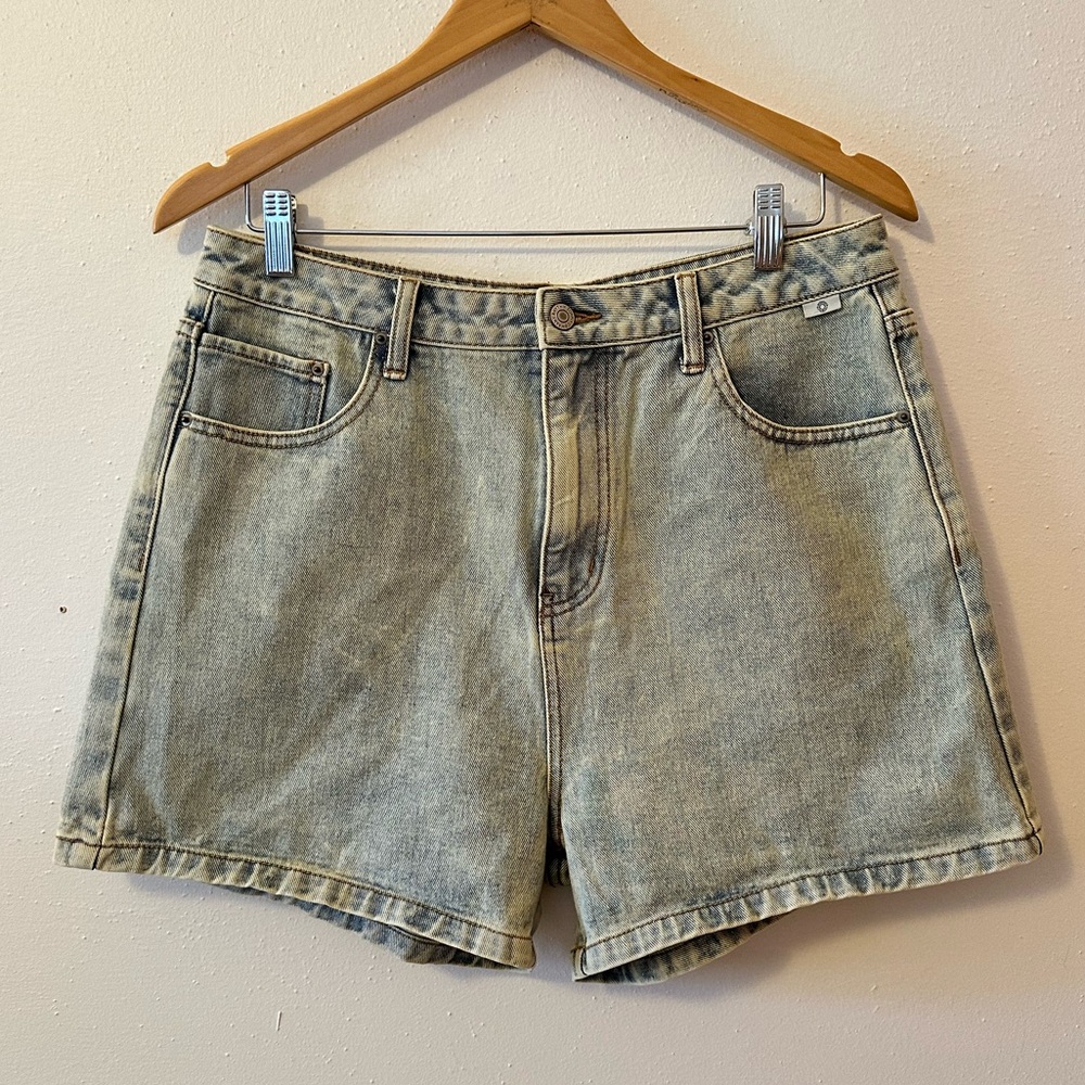 Rhythm Women’s Denim Shorts 3.5” Inseam Size 10